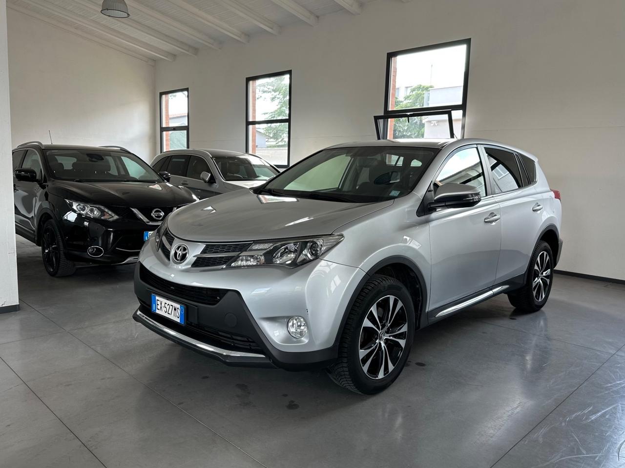 Toyota RAV 4 RAV4 2.0 D-4D 4WD Lounge