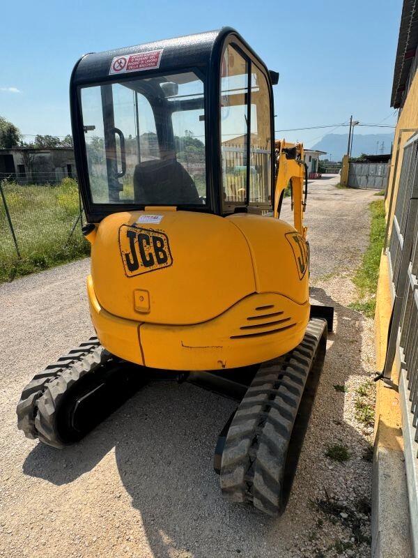 MINIESCAVATORE JCB 8027 GIROSAGOMA