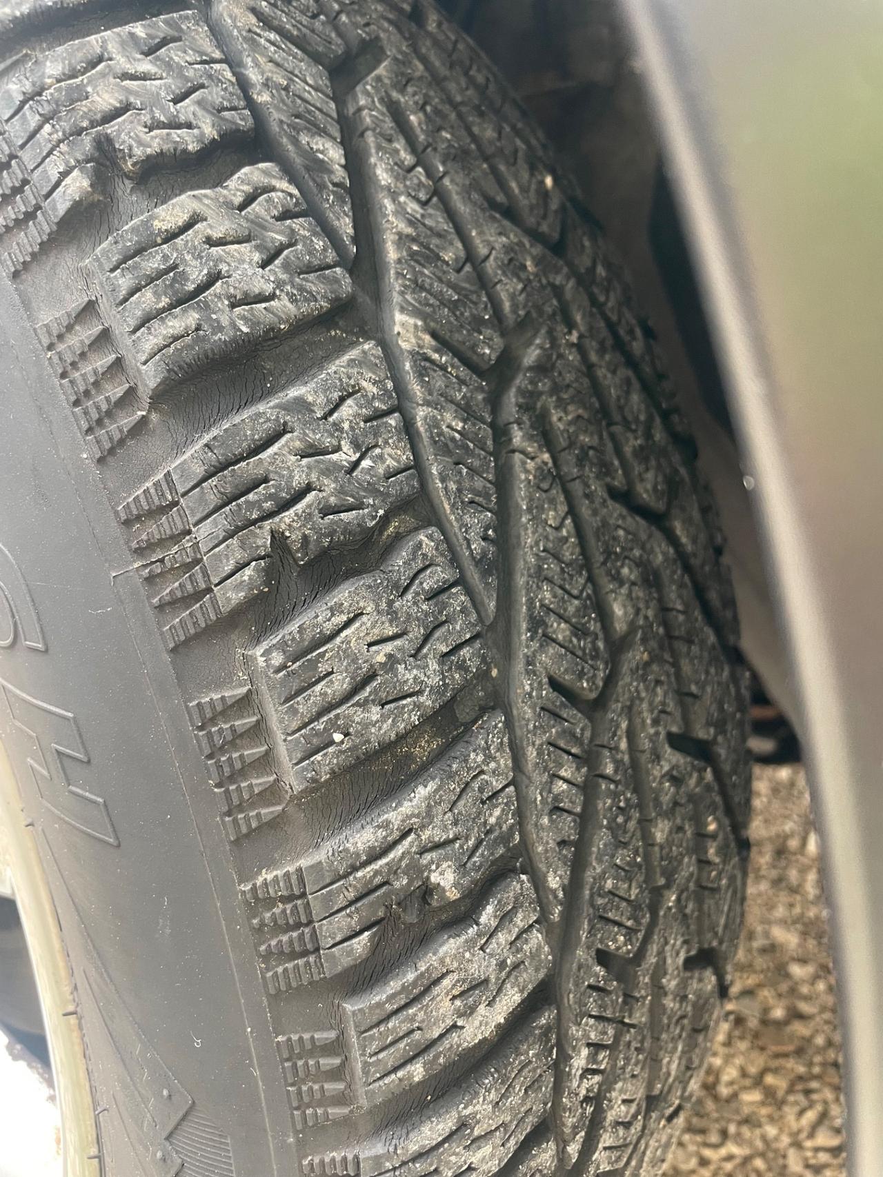 Nissan Qashqai Qashqai+2 2.0 16V !!4x4!!7 POSTI