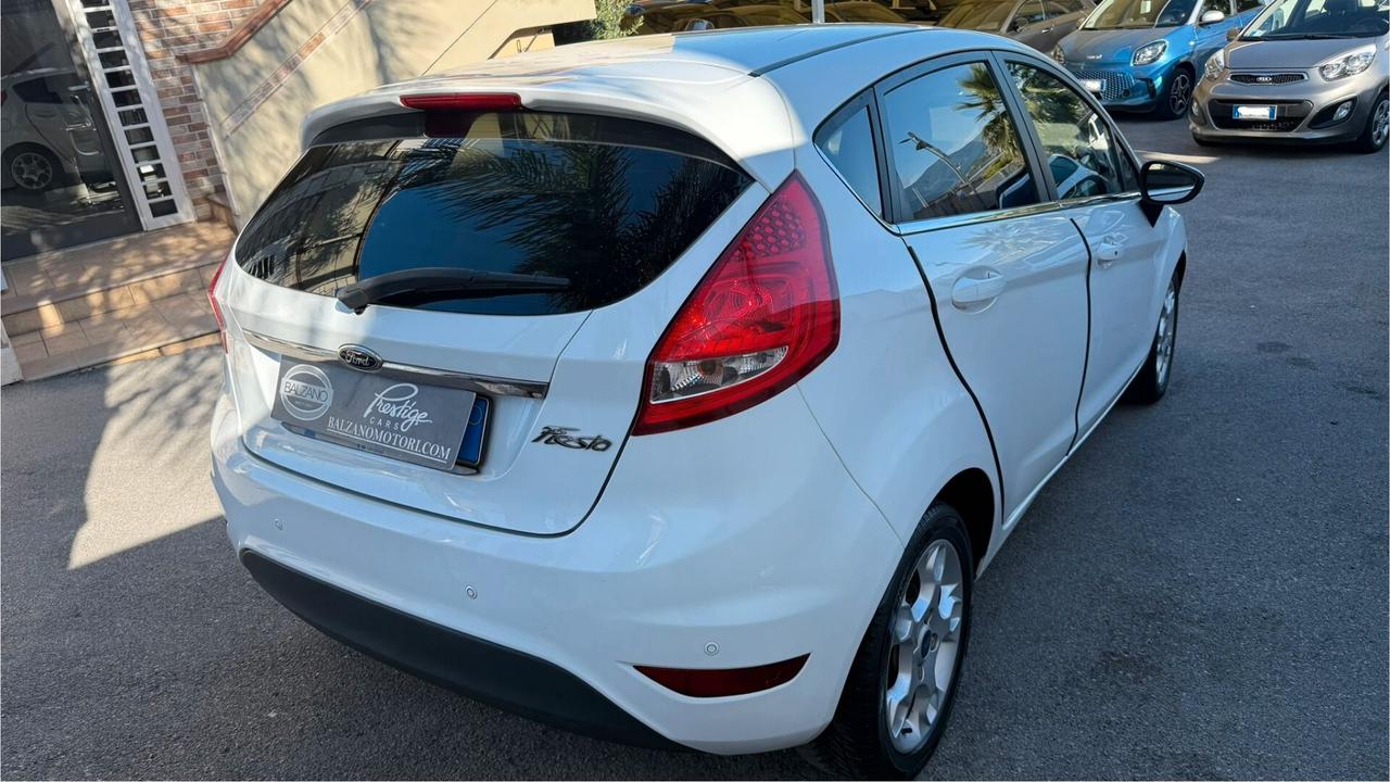 FORD FIESTA 1.4 TITANIUM 5 PORTE GPL 2012