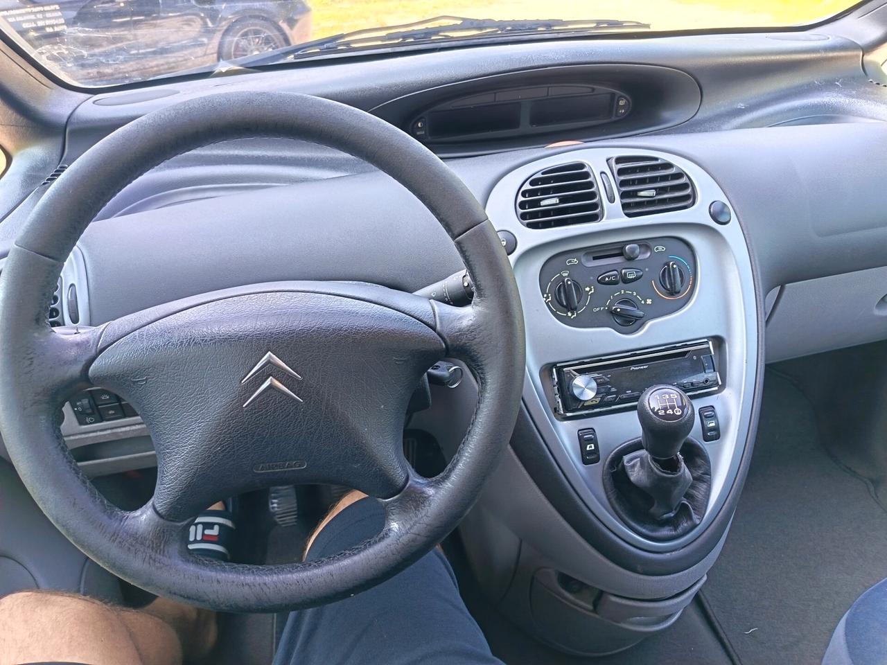 Citroen Xsara Picasso 2.0 HDi Exclusive