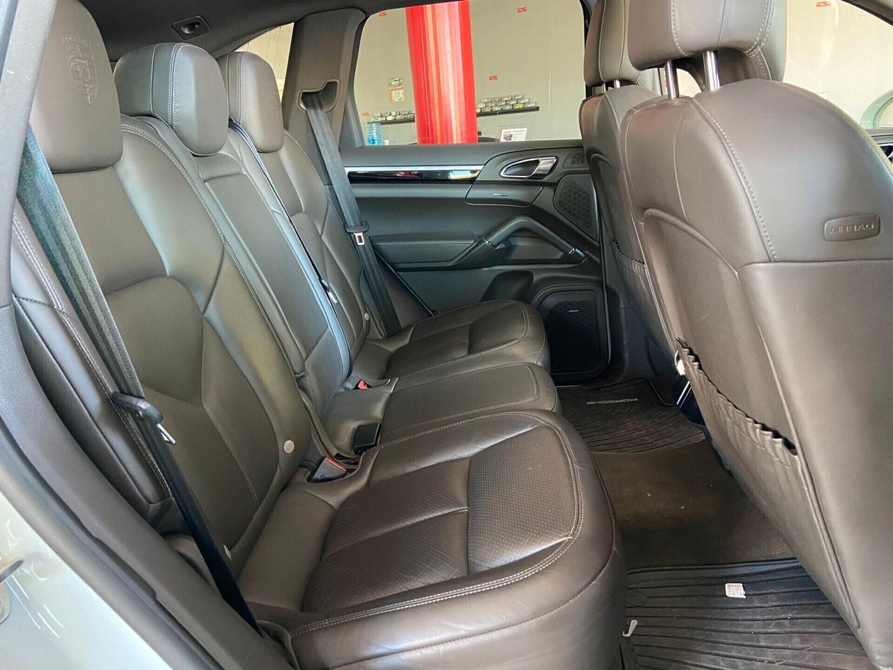 Porsche Cayenne 250CV 3.0 Diesel