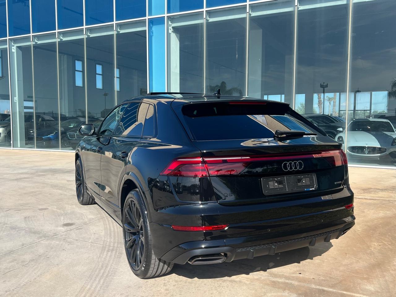 Audi Q8 SUV TDI quattro 210 kW tiptronic S line edition Possibilità noleggio no scoring