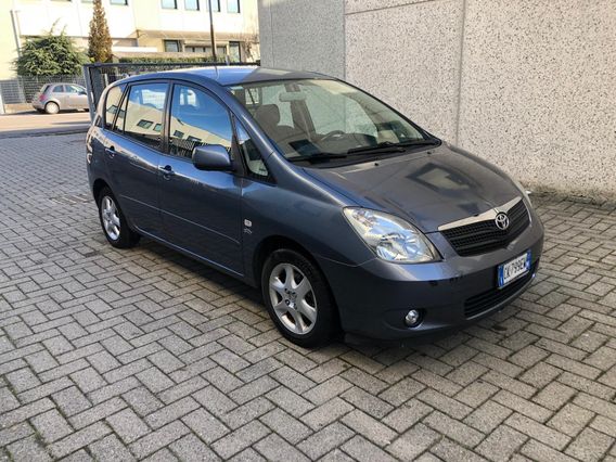 Toyota Corolla Verso 2.0 tdi D-4D*Cerchi*Clima*Neopatentati