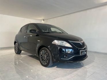 Lancia Ypsilon 1.2 GPL Ecochic Gold