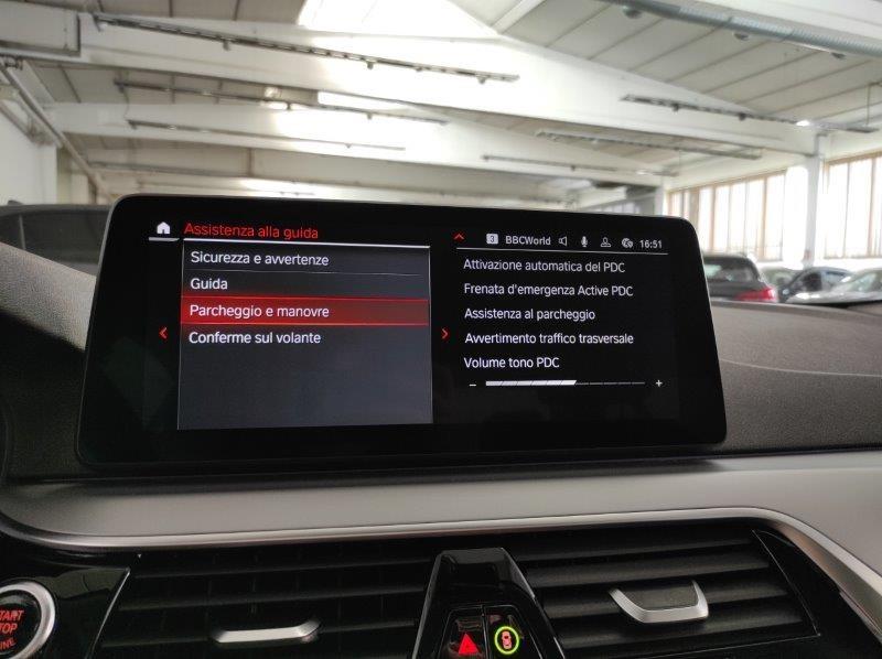BMW Serie 5(G30/31/F90) - 520d 48V Business