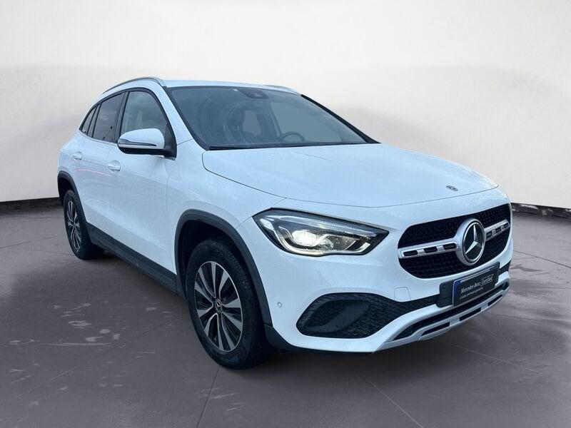 Mercedes-Benz GLA GLA-H247 2020 180 d Sport auto