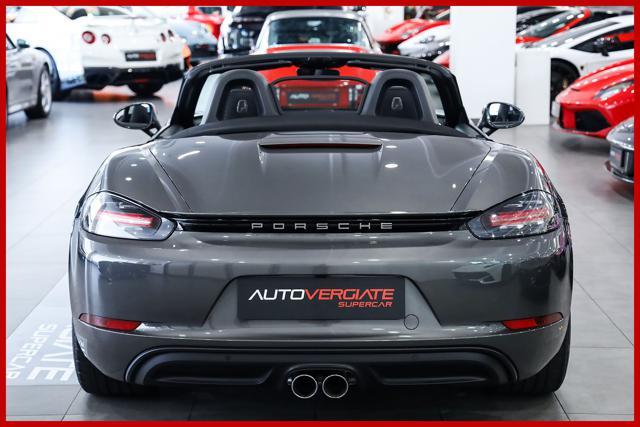 PORSCHE 718 2.5 S