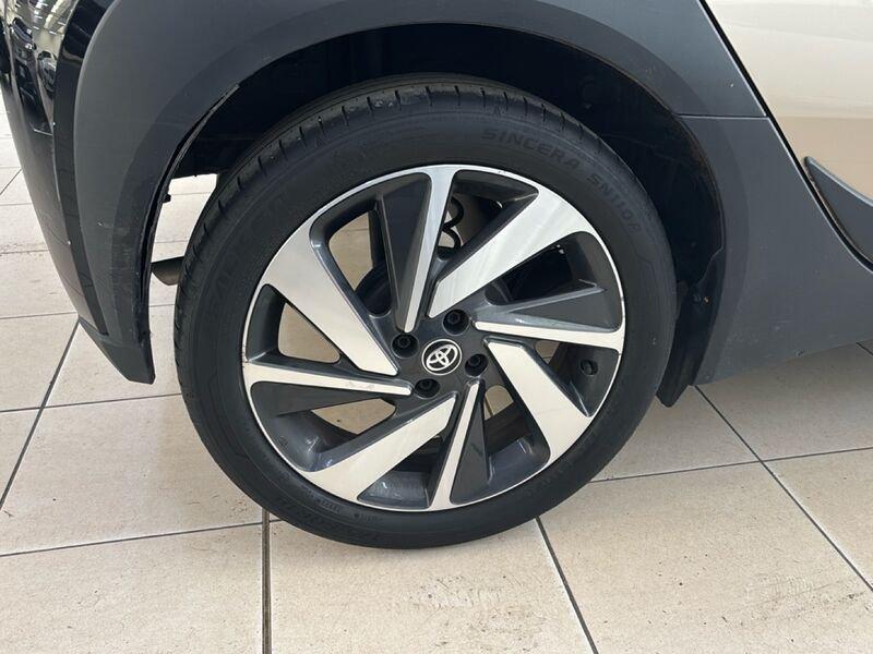 Toyota Aygo X 1.0B (72 CV) Lounge S-CVT