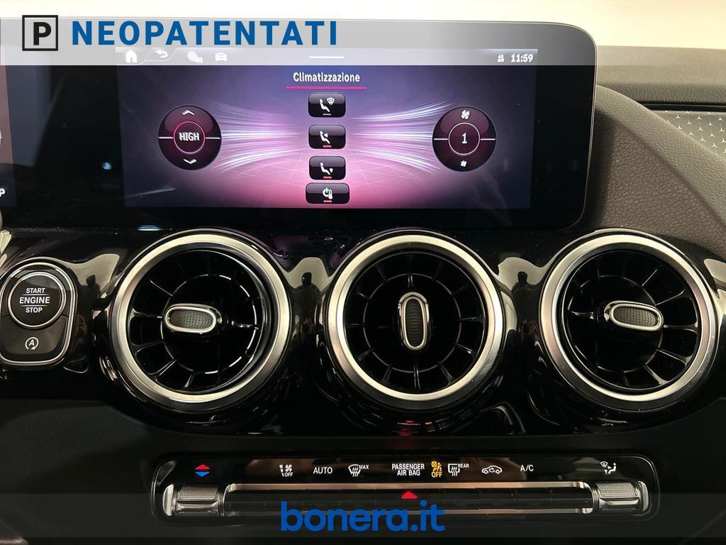 Mercedes GLA 180 180 D Progressive Advanced 8G-DCT