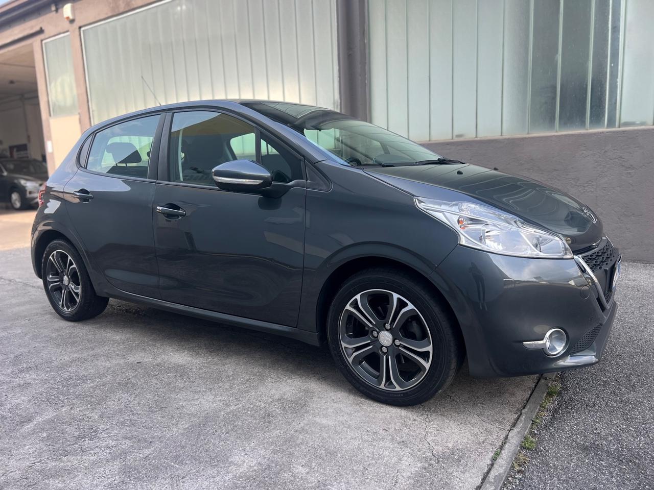 Peugeot 208 PEUGEOT 208 1.2 BENZ PER NEOP - GARANZIA 12 MESI