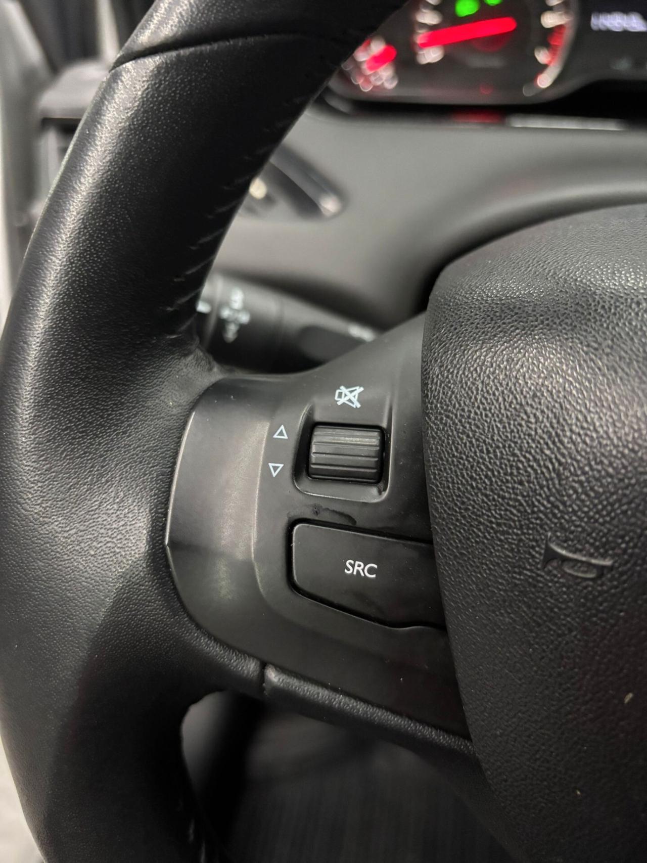 Peugeot 208 1.4 VTi 95 CV 5p. GPL Active