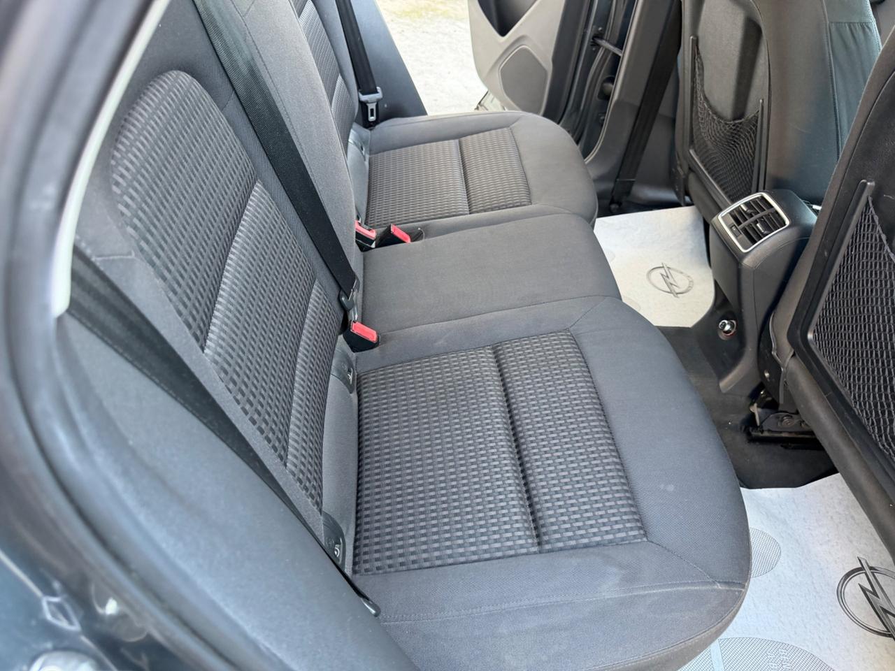 Audi Q3 2.0 TDI Business plus