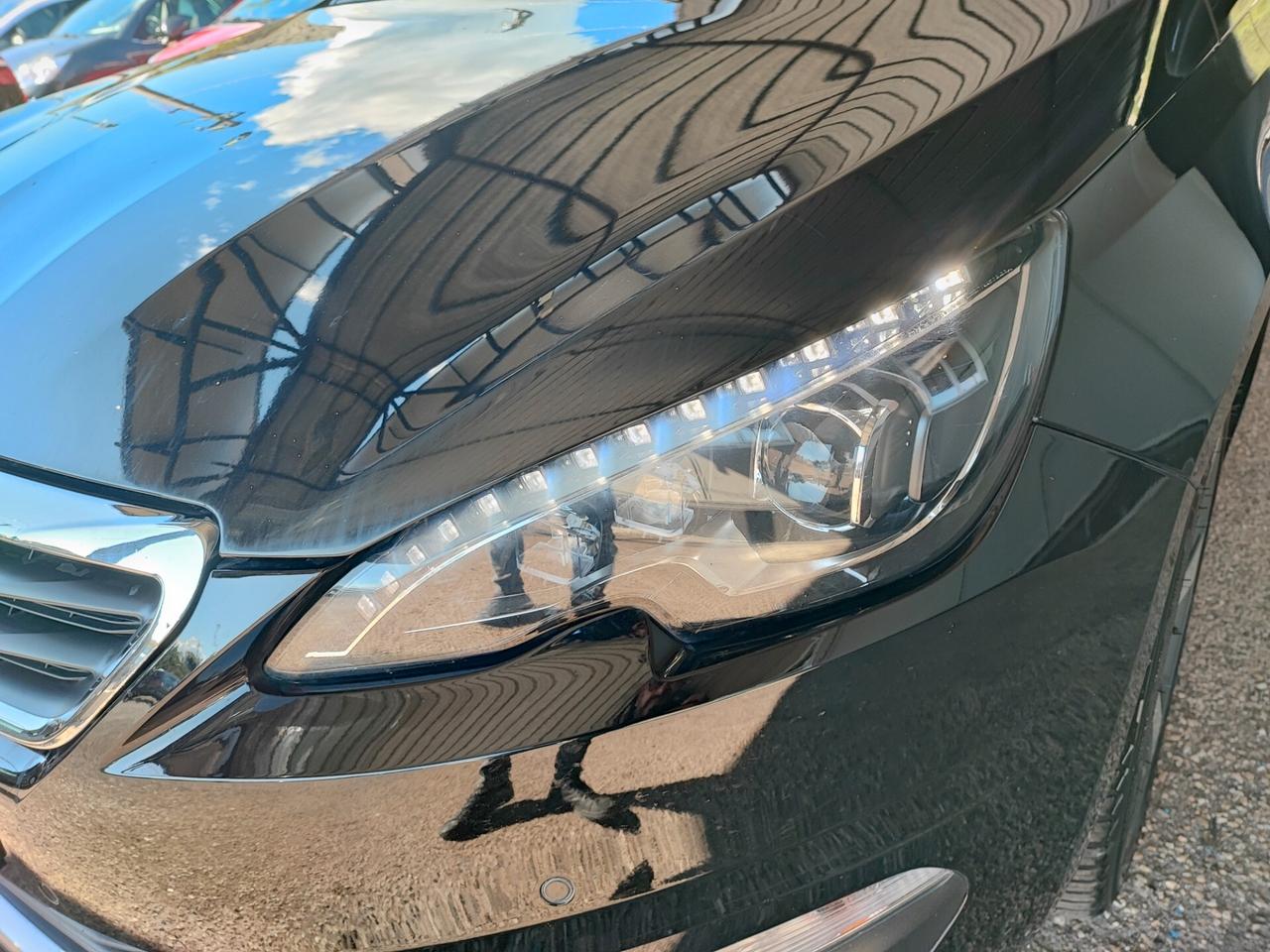 Peugeot 308 BlueHDi 120 S&S SW gt line