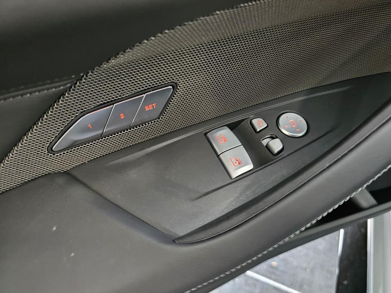 BMW Serie 4 Coupé M4 Comp Tetto C.19" 20" Harman Kardon Carbonio Led
