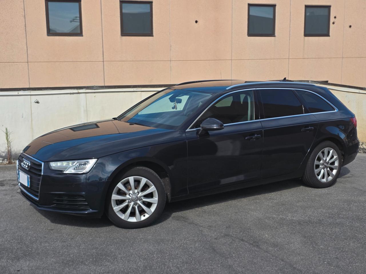 Audi A4 2.0 TDI 150 CV ultra S tronic Business