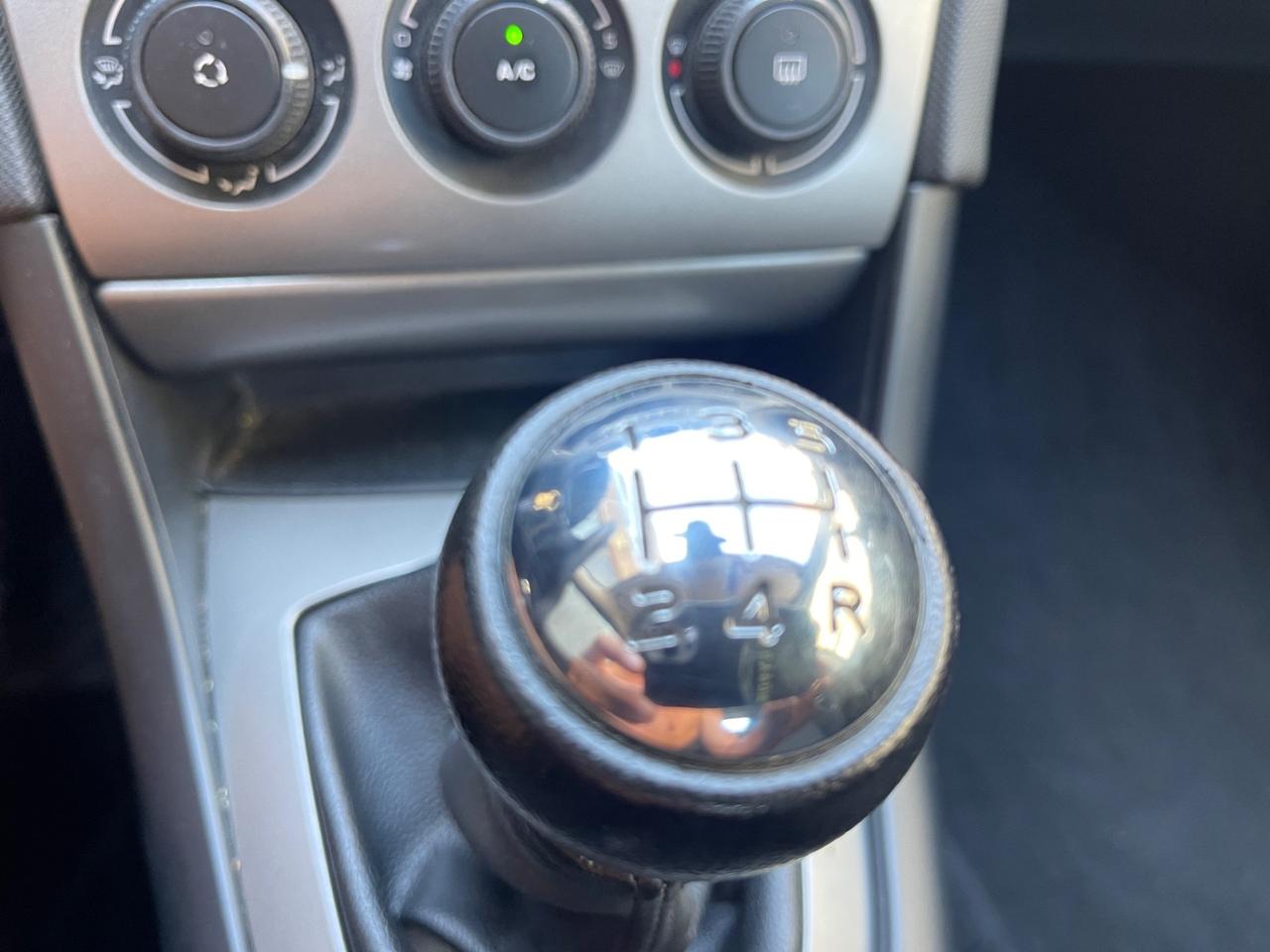 Peugeot 308 se 1.6 HDi 90CV euro5a uni prop