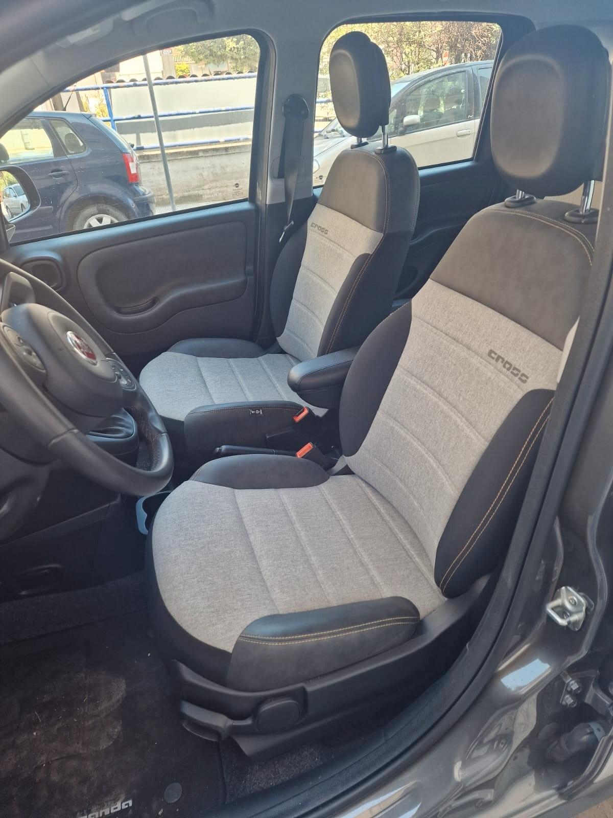 Fiat Panda 1.0 FireFly S&S Hybrid City Cross