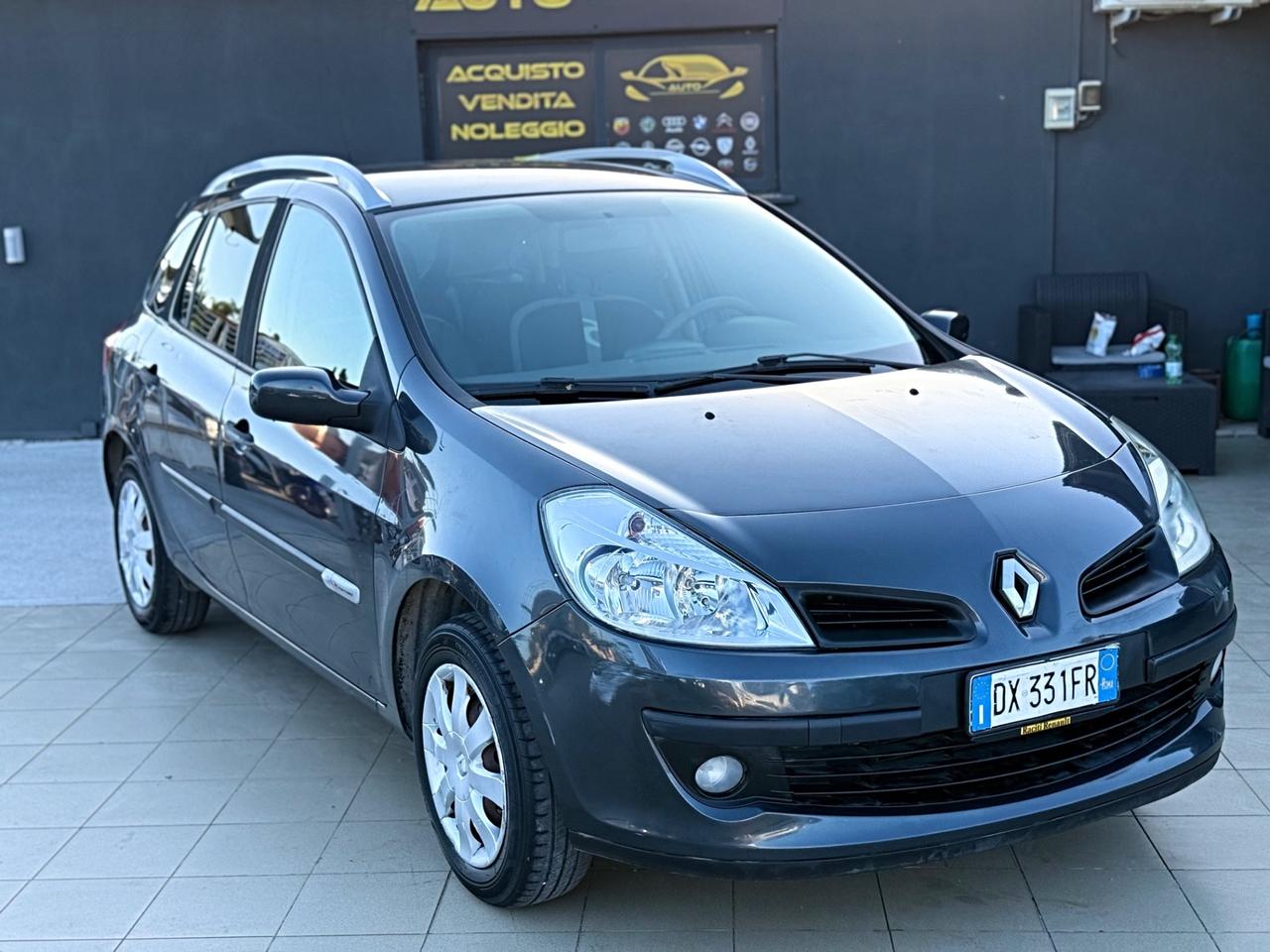 Renault Clio 1.2 16V SporTour Confort Garanzia 12 Mesi