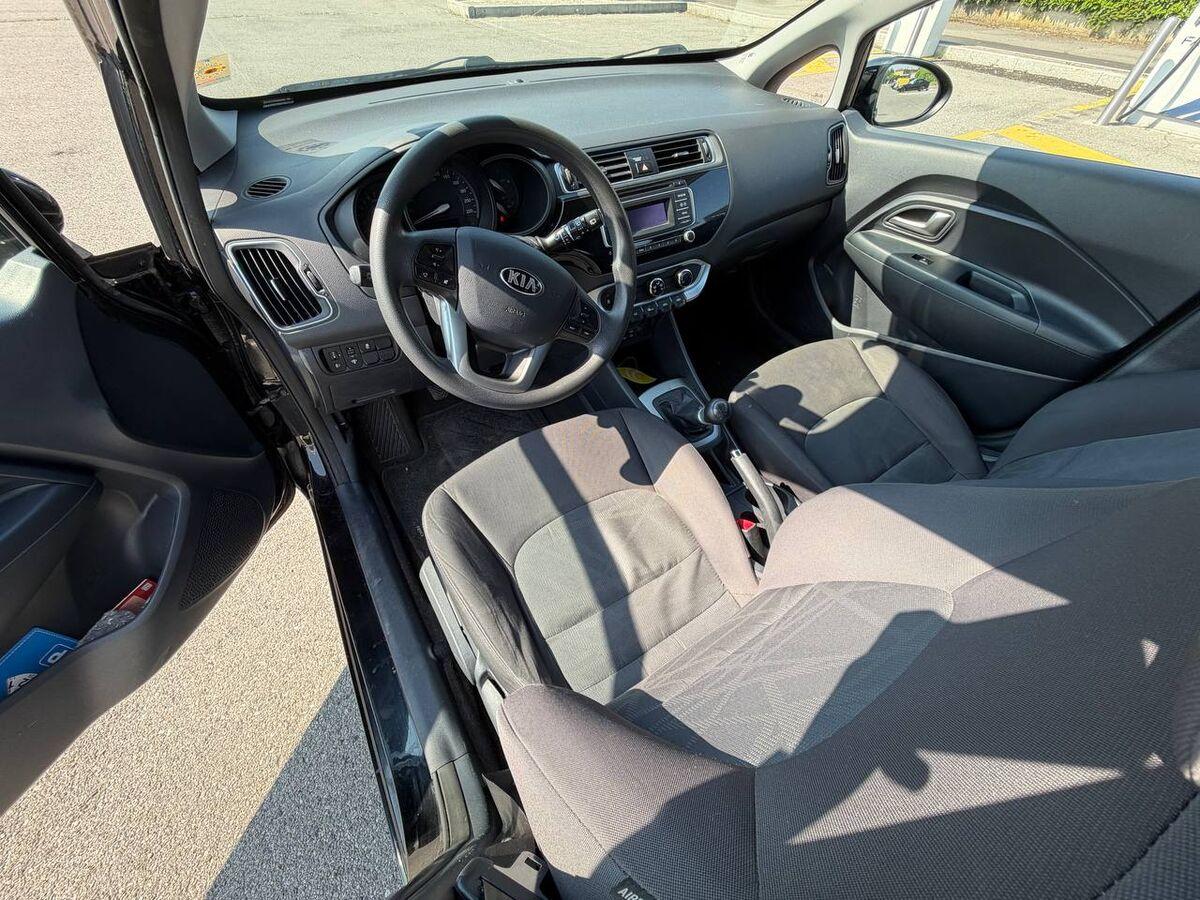 Kia Rio 1.2 cvvt Active 5p E6