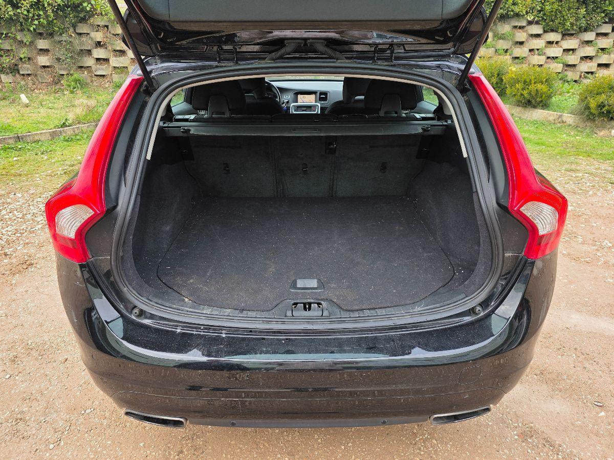 VOLVO V60 2.0 DIESEL D2 OK NEO GARAN FINAZ