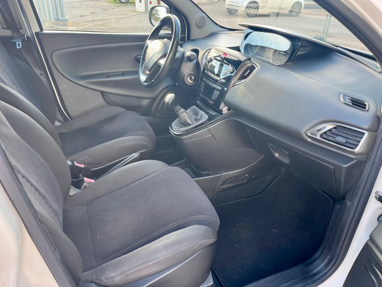 Lancia Ypsilon 1.3 MJT 16V 95 CV 5 porte S&S Platinum