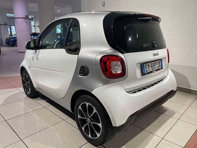 Smart fortwo 1000 52 kW coupé passion