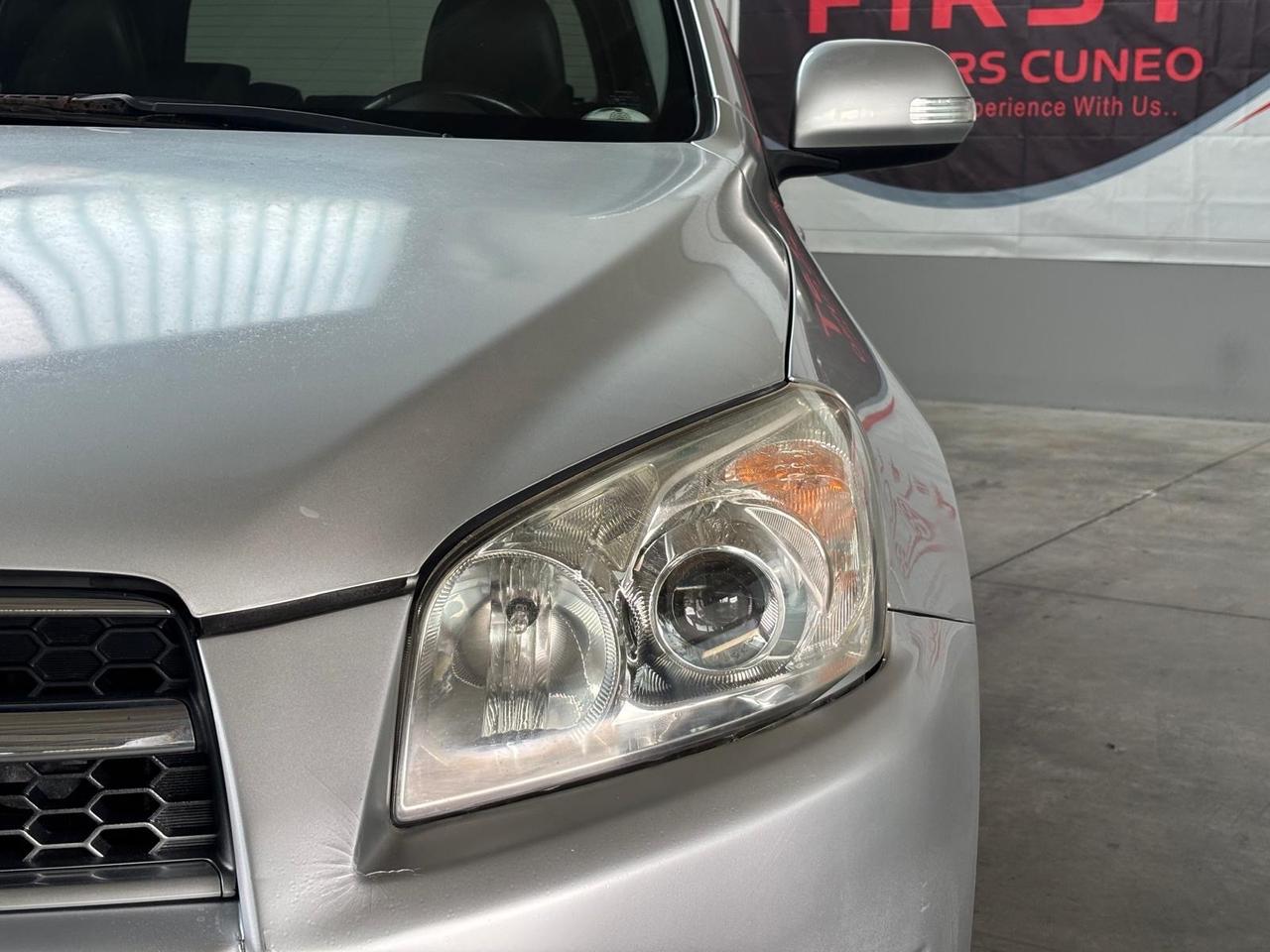 Toyota RAV 4 RAV4 Crossover 2.2 D-4D 150 CV DPF Luxury