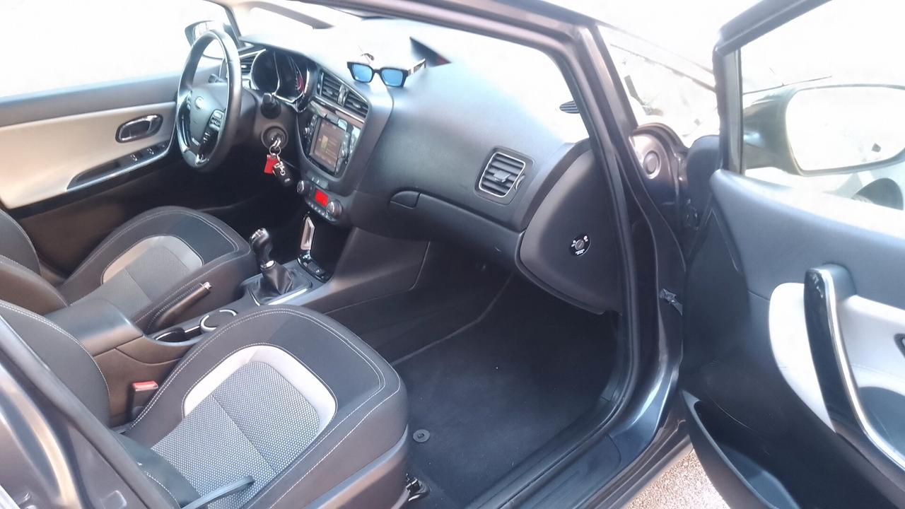 Kia Ceed cee'd 1.6 CRDi navi pelle tetto full 2016
