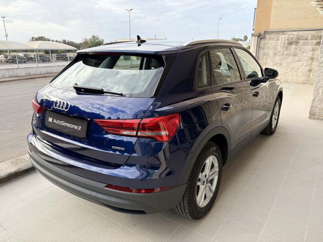 AUDI Q3 35 TDI quattro S tronic Business COCKPIT