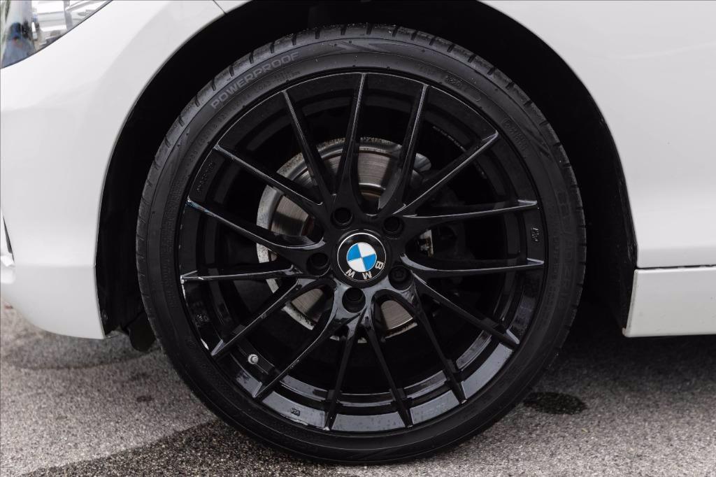 BMW 118i Advantage 5p auto del 2017