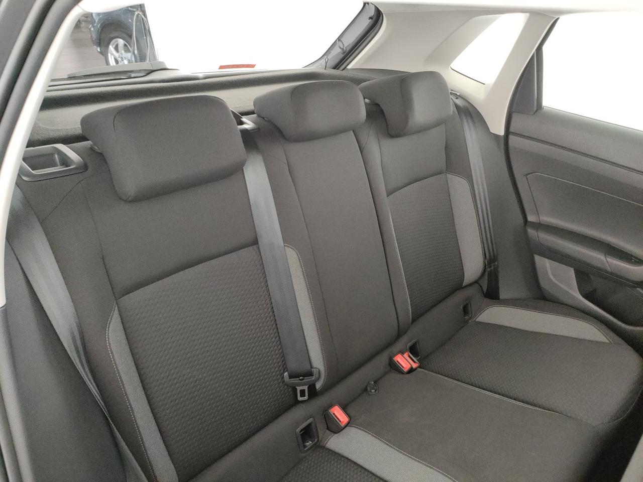 Volkswagen Polo 1.0 life 80cv