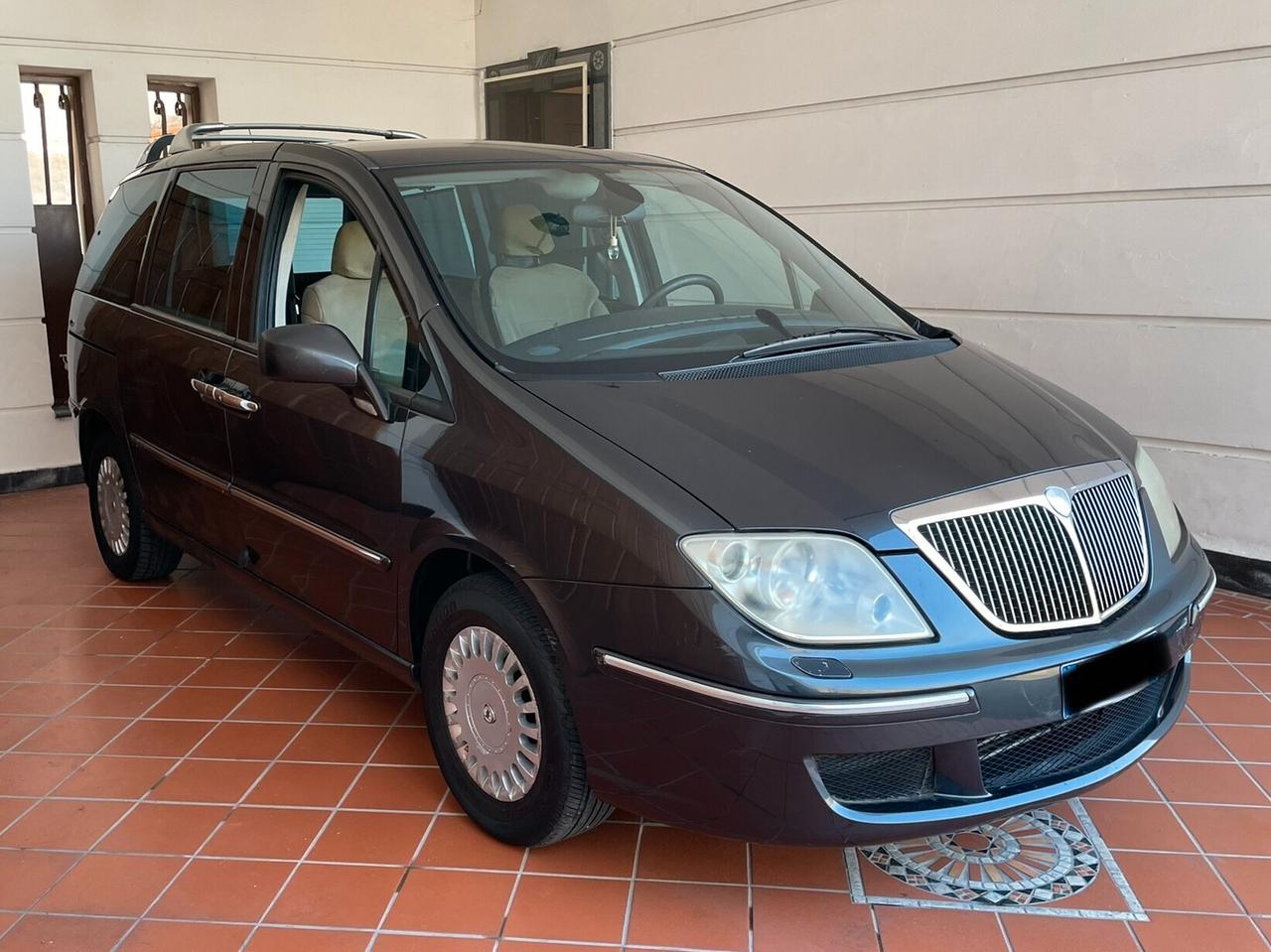 LANCIA PHEDRA 2.2 JTD 128CV