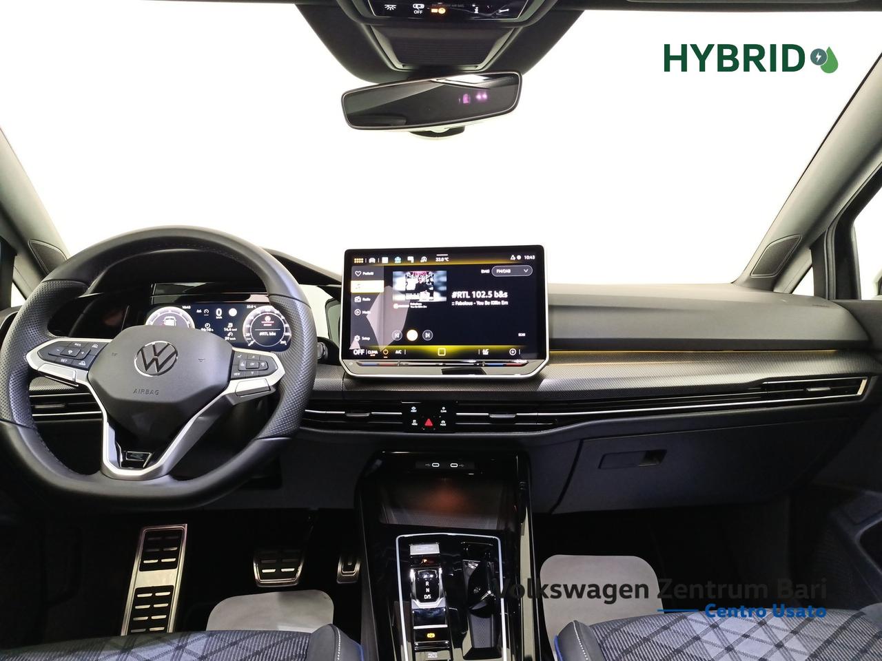 Volkswagen Golf 1.5 etsi r-line 150cv dsg