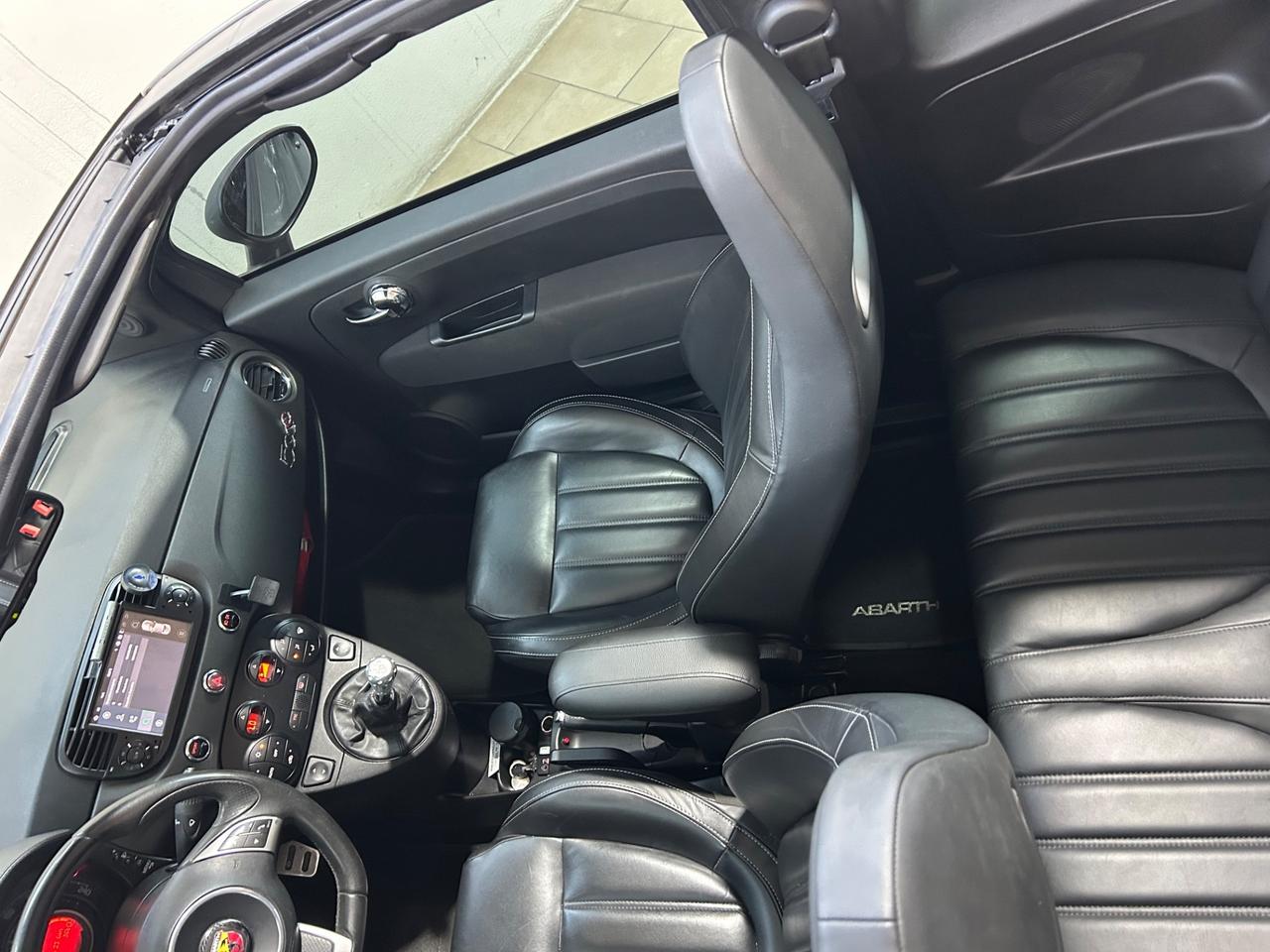 Abarth 595 C 1.4 Turbo T-Jet 160 CV MTA Competizione