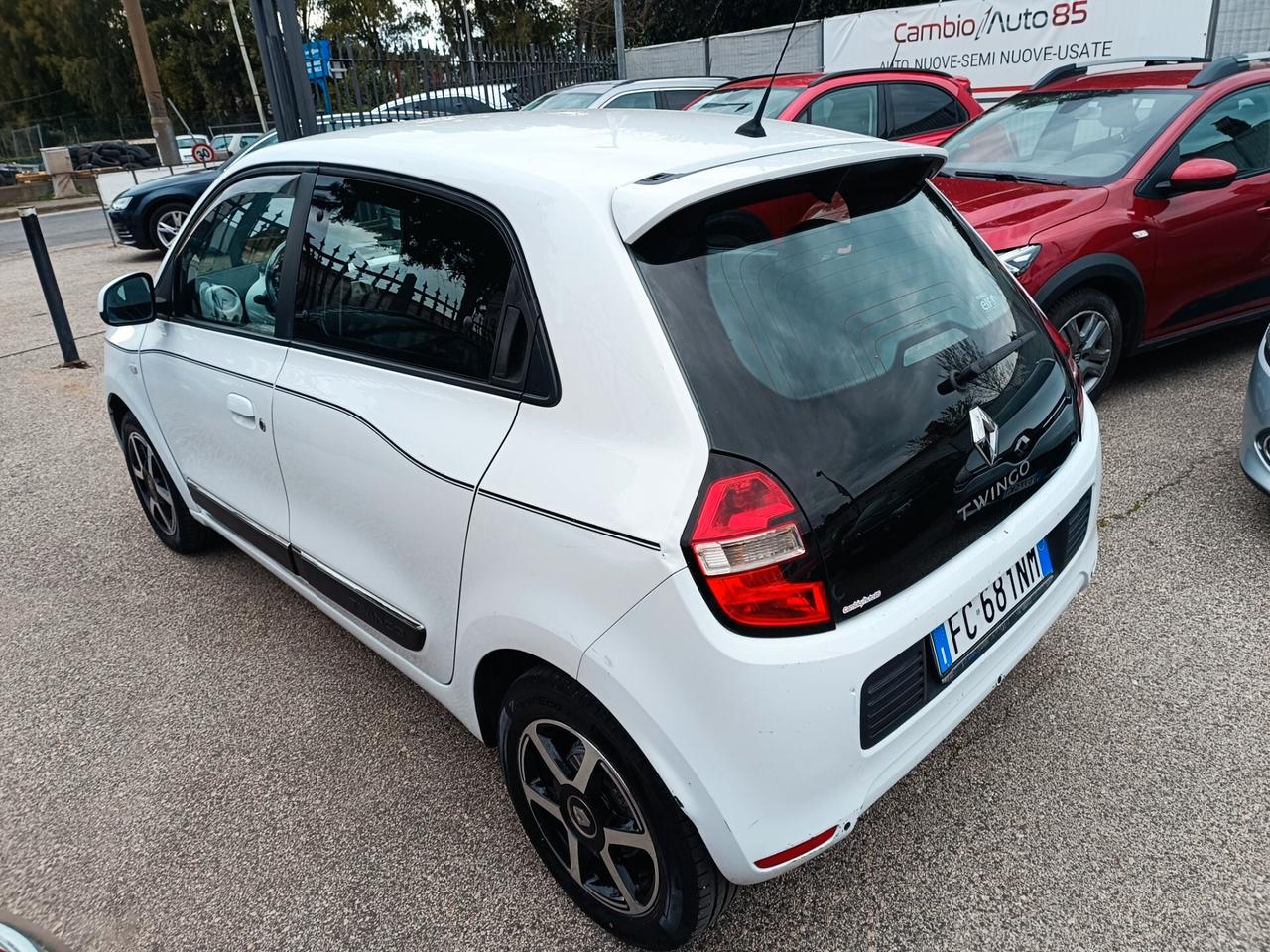 Renault Twingo SCe Lovely