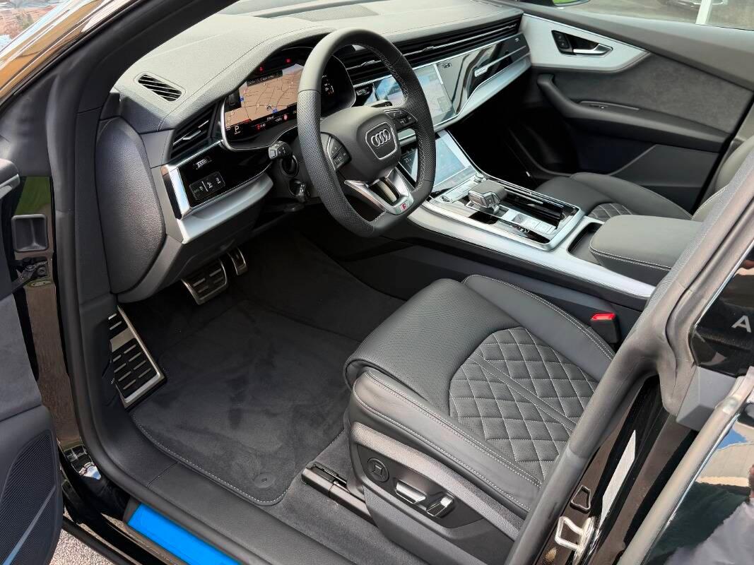 Audi Q8 3.0 tdi 286cv S line quattro Tetto Valcona Ventilati