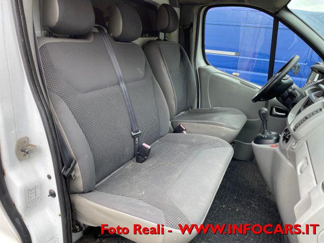 OPEL Vivaro 29 2.0 CDTI 120CV Easytronic LEGGI DESCRIZIONE