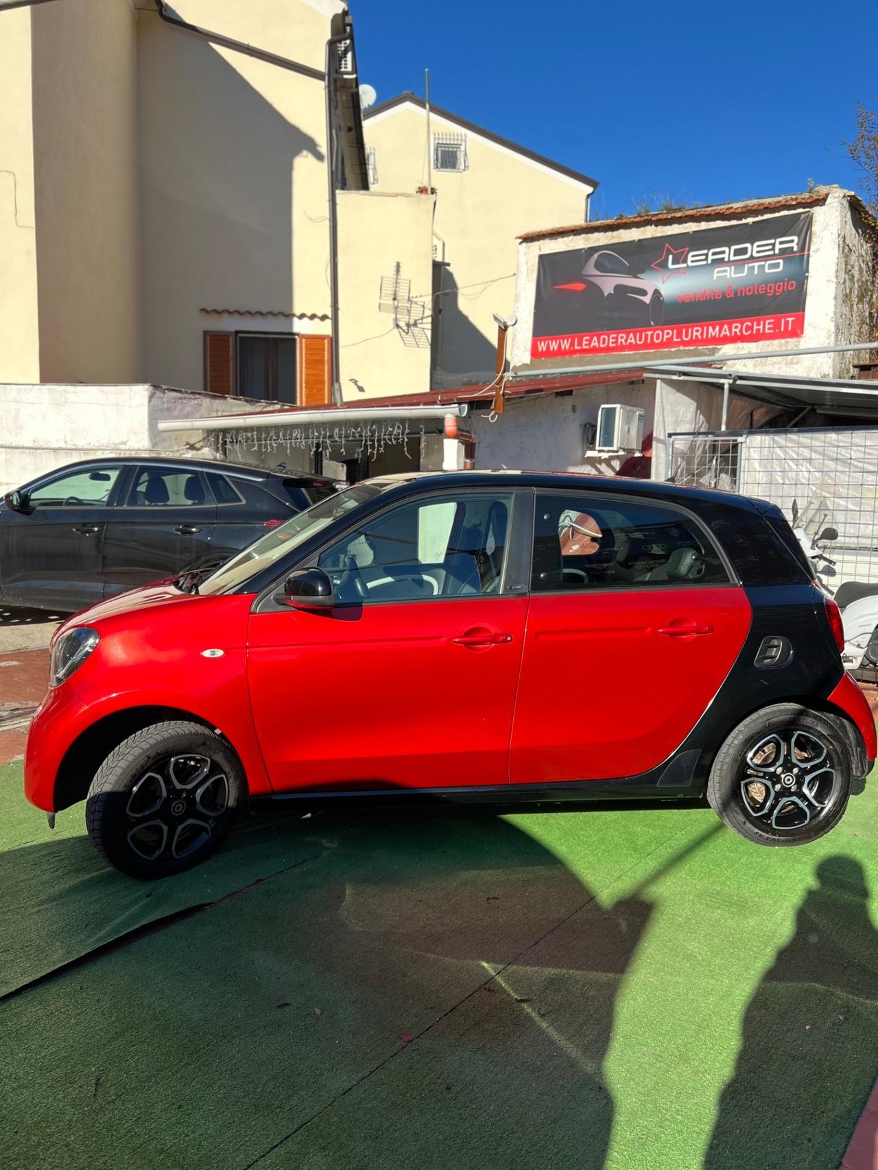 Smart ForFour 90cv TETTO/RETROCAMERA/BRACCIOLO