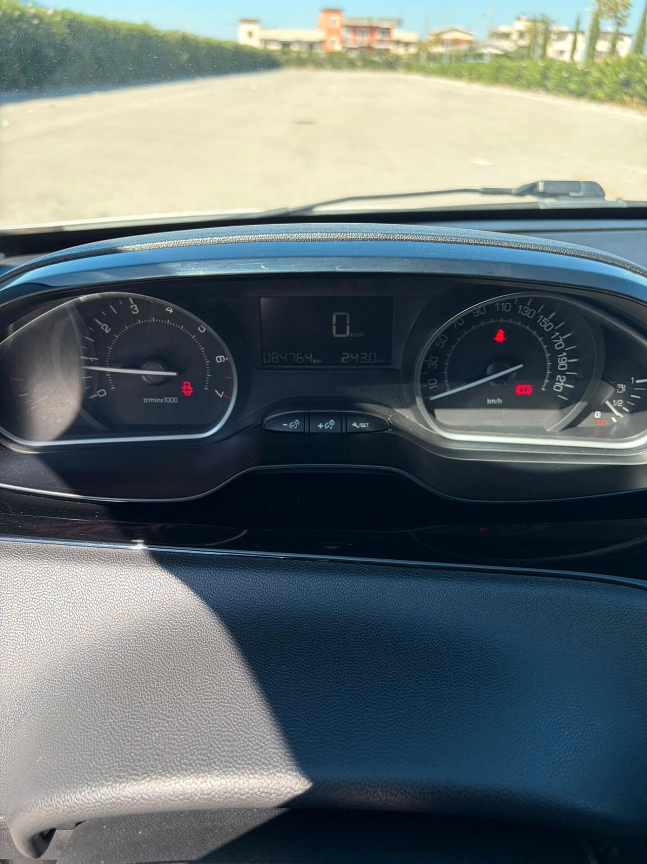Peugeot 208 km 84 mila GPL/benzina 2018