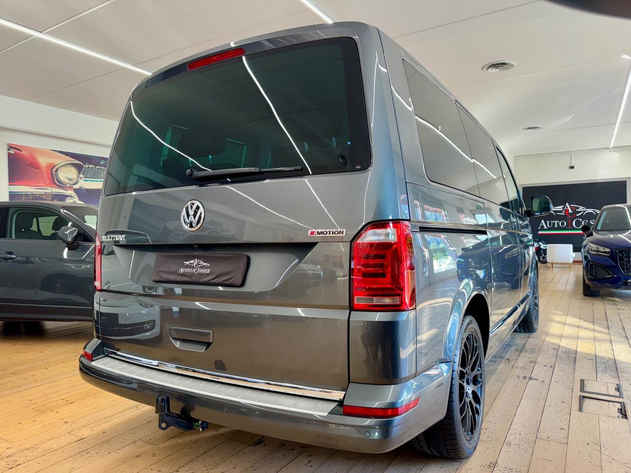 Volkswagen Multivan BULLI - WEBASTO - PARQUET - GANCIO