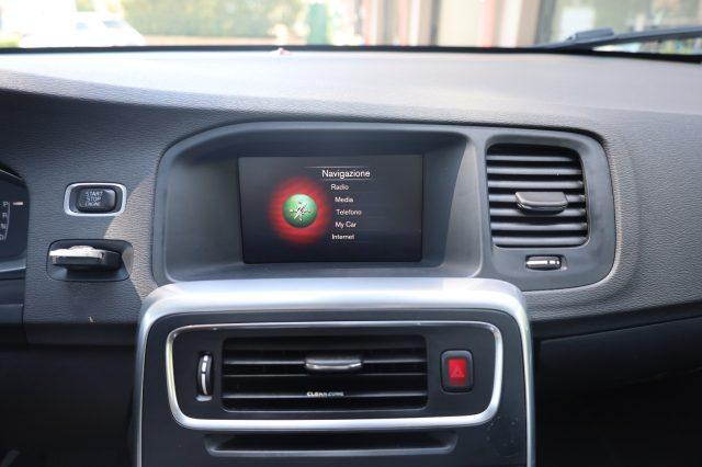 VOLVO V60 D2 Geartronic Automatica Navi Tel USB LED Cockpit