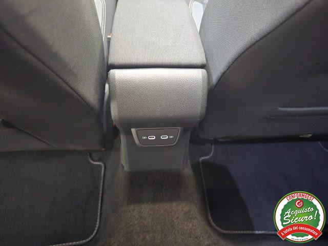 VOLKSWAGEN Taigo 1.0 TSI 110 CV R-Line + Tetto