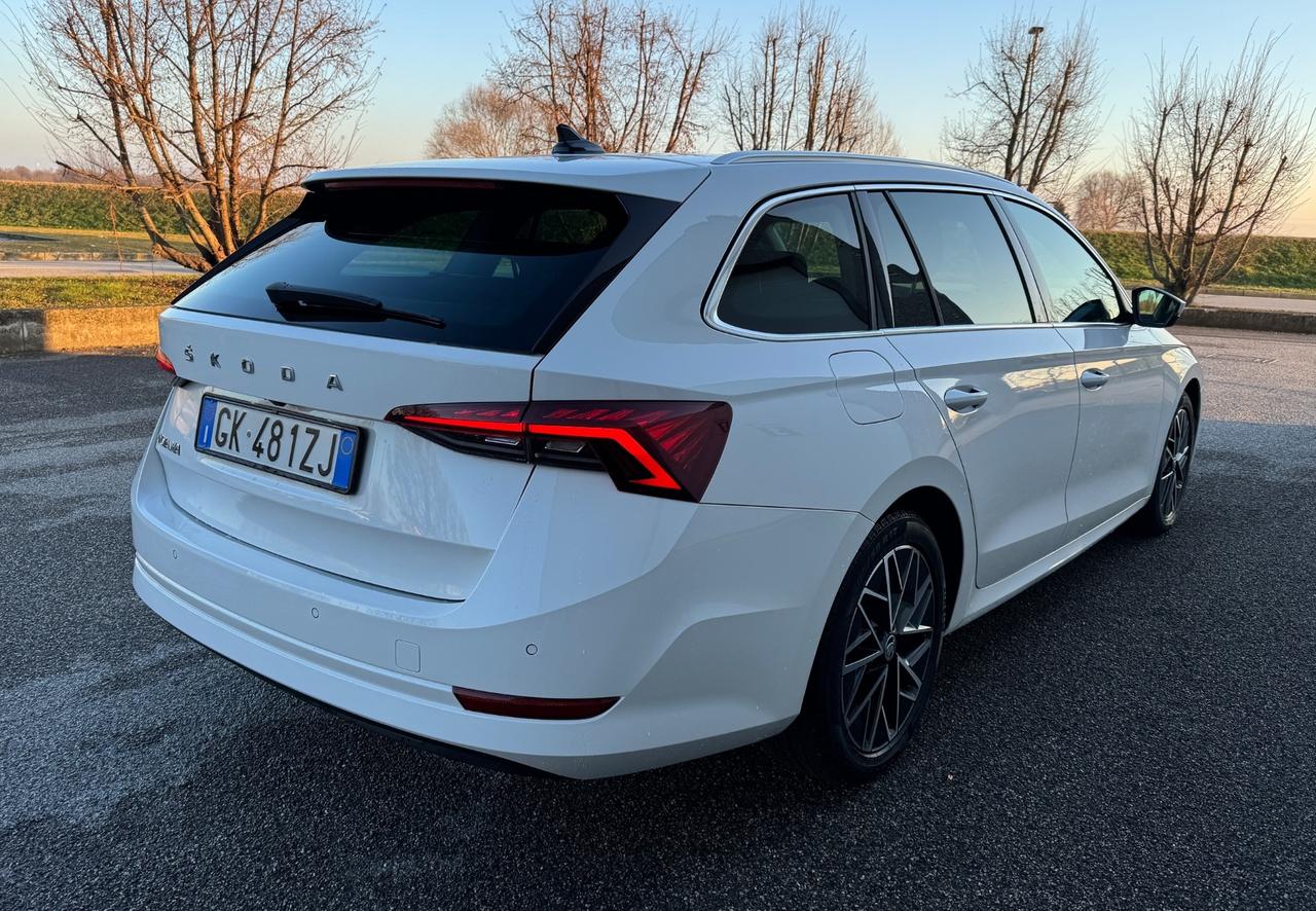 Skoda Octavia 2.0 TDI EVO SCR 150 CV DSG Wagon Style