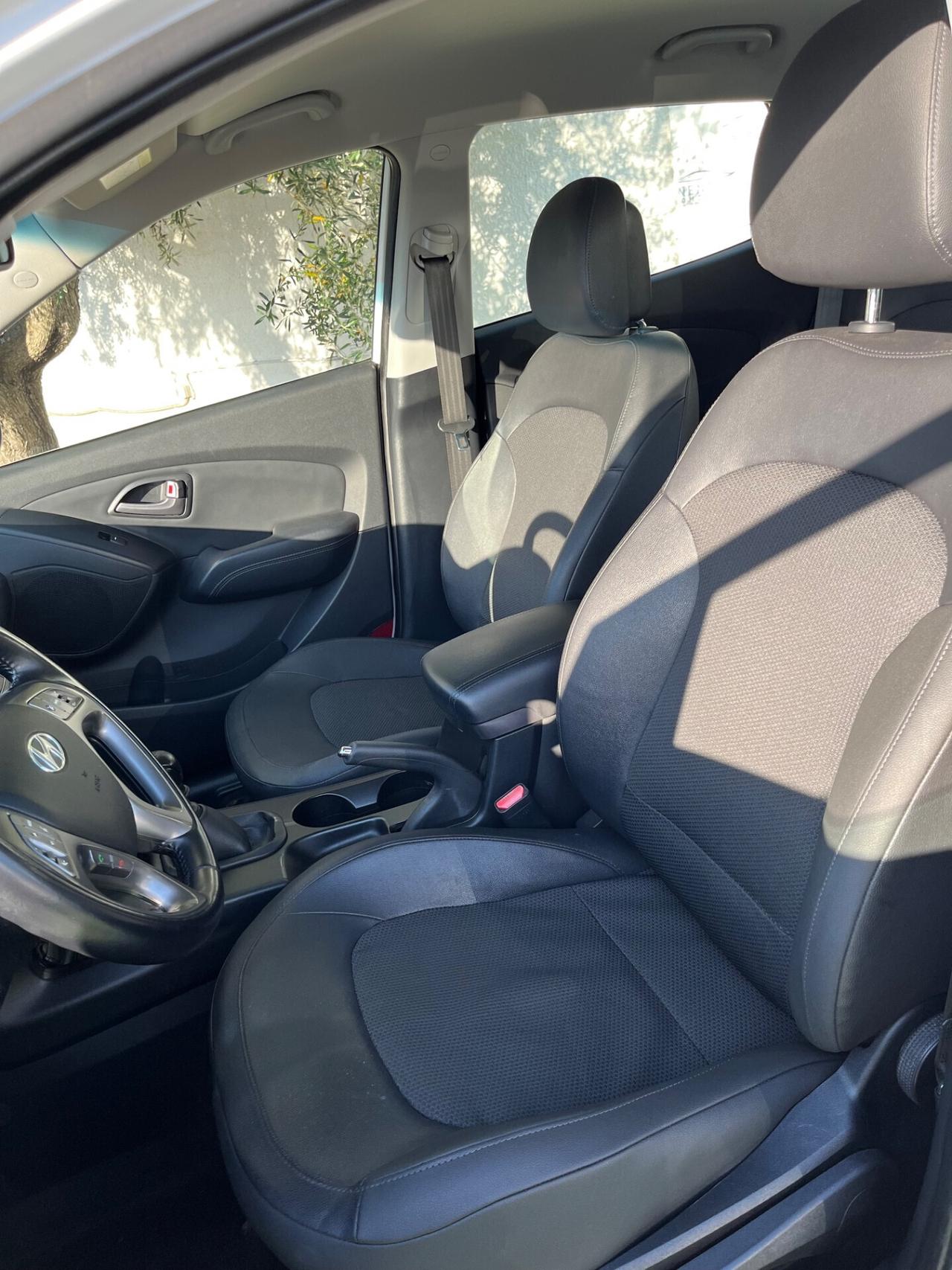 Hyundai iX35 1.7 CRDi 2WD Xpossible