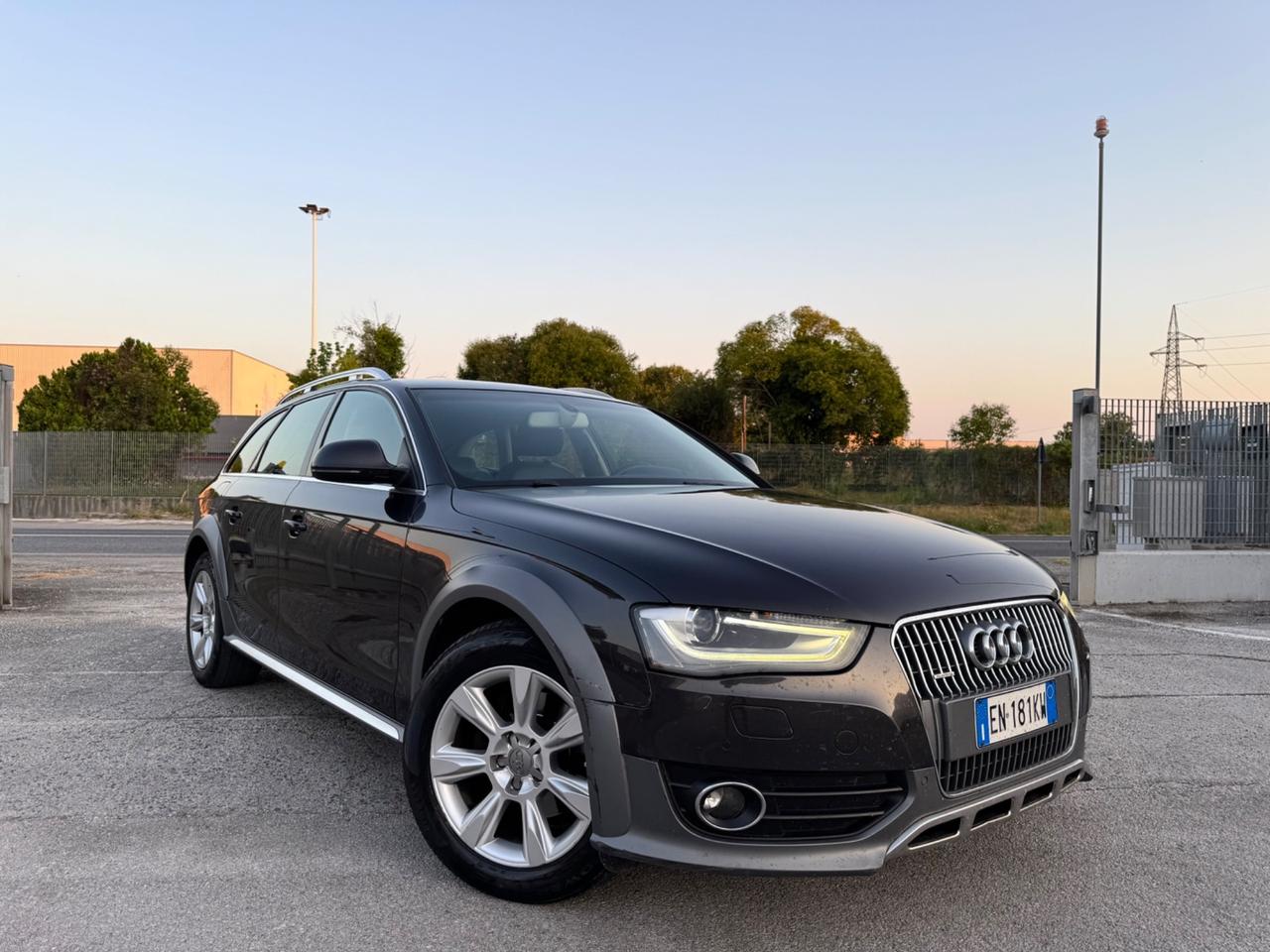 AUDI A4 ALLROAD 2.0 Tdi 177 CV S-Tronic- Led Navi