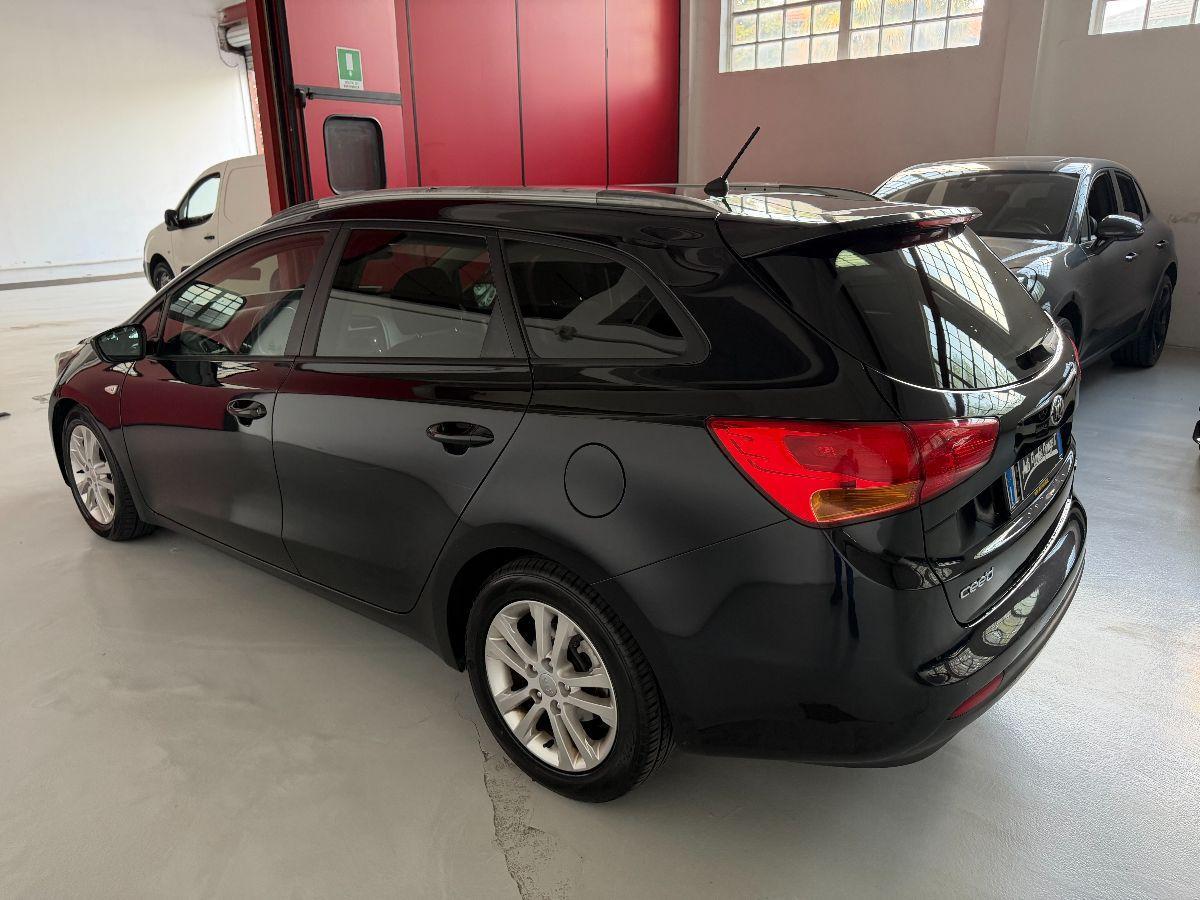 KIA - cee'd Sport Wagon - 1.6 CRDi 110CV SW Cool