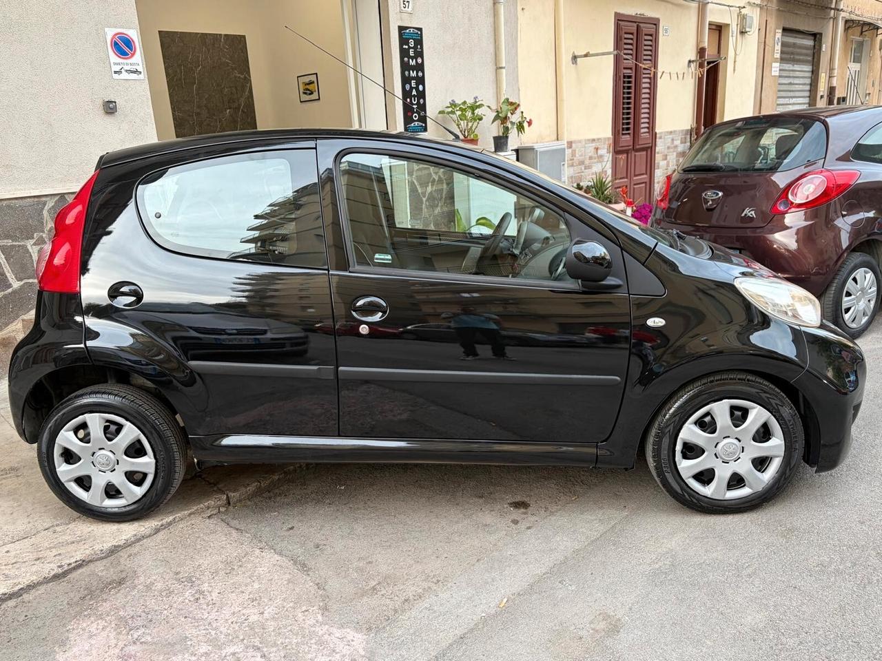 Peugeot 107 1.0 68CV 5p. Sweet Years PARI AL NUOVO