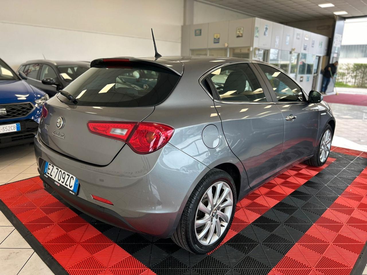 Alfa Romeo Giulietta 1.6 JTDm-2 105 CV Distinctive