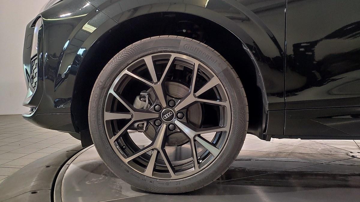 AUDI Q3 Tfsi 110 Kw Mhev S Tronic S Line Edition